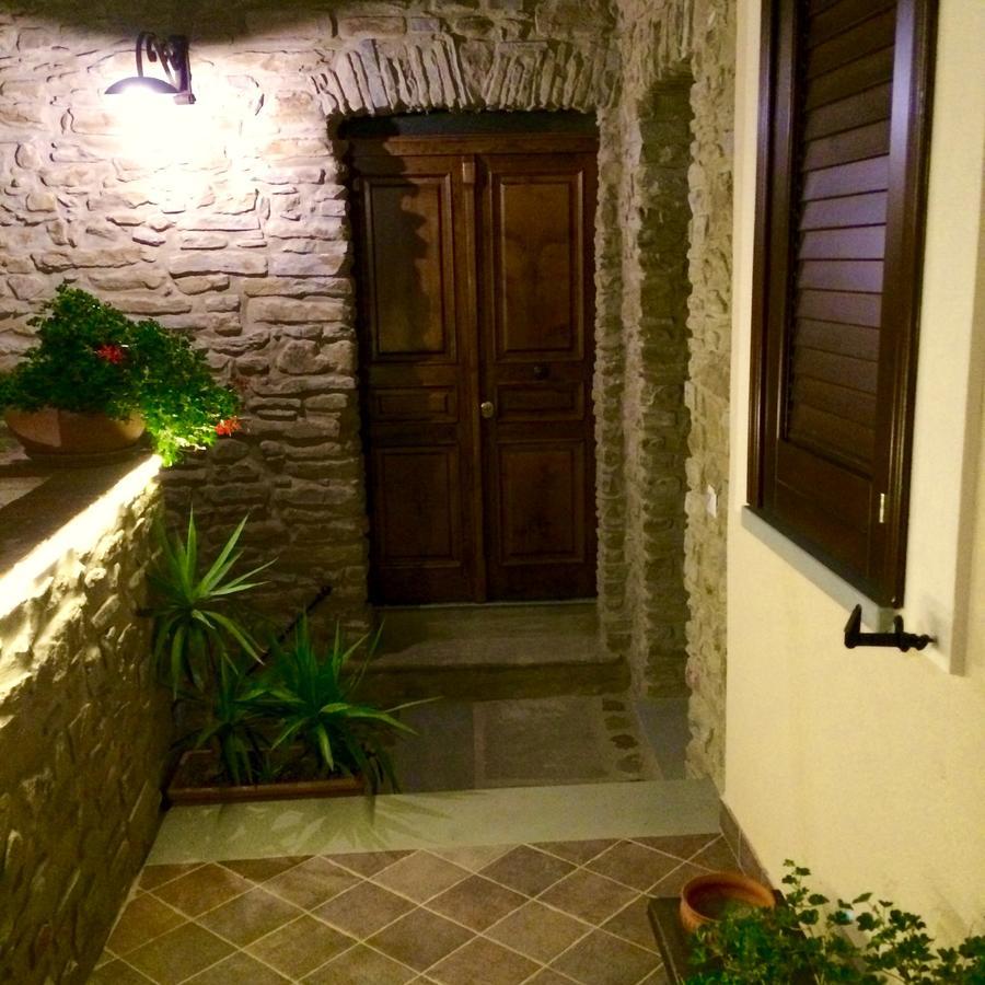 Pozzo Medievale Prignano Cilento Екстер'єр фото
