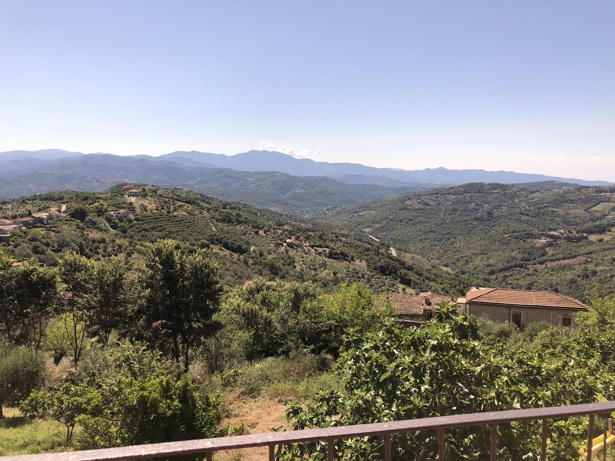 Pozzo Medievale Prignano Cilento Екстер'єр фото